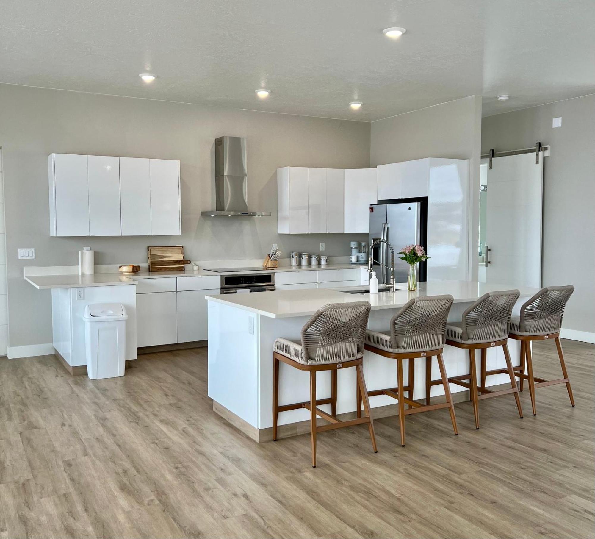 Canyon Oasis Suite With Grand Mesa View بيغ ووتر المظهر الخارجي الصورة
